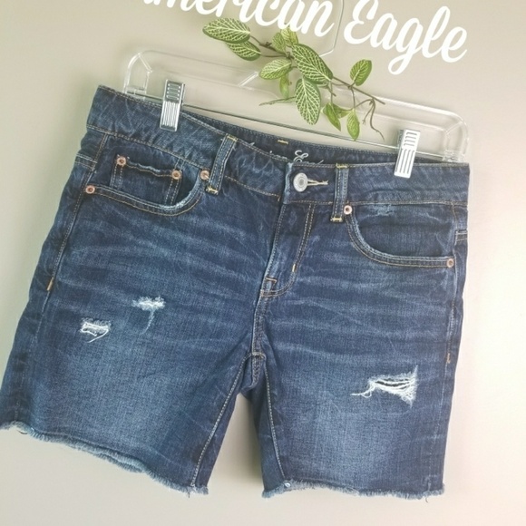 AMERICAN EAGLE Distressed Jean Shorts! - Picture 3 of 8